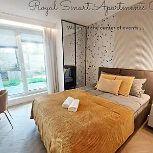 https://royal-smart-apartments-cracow.krakowhotelspoland.com