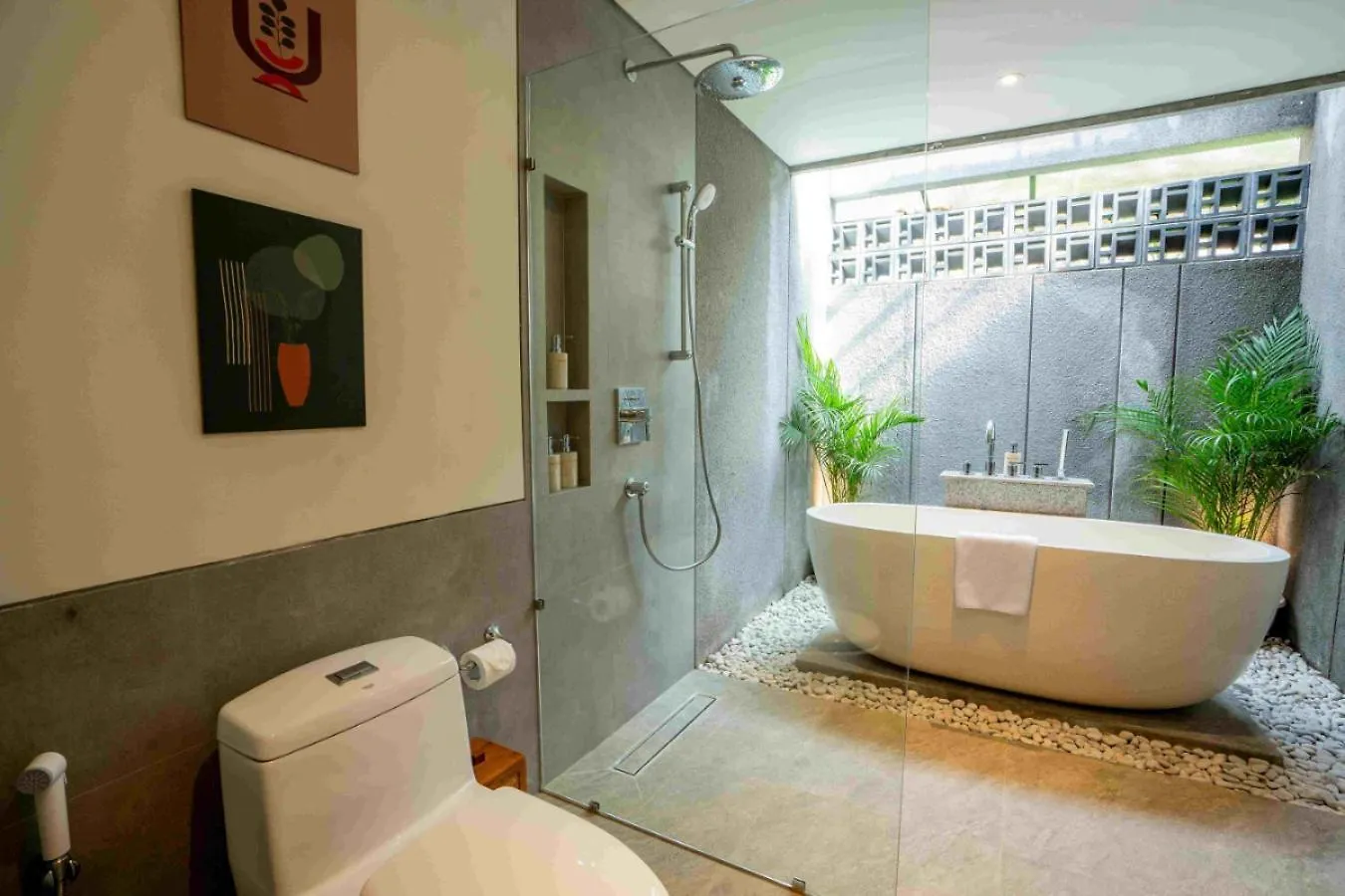 Oma Ubud 3*, אובוד